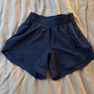 Lululemon Track That short high rise size 4